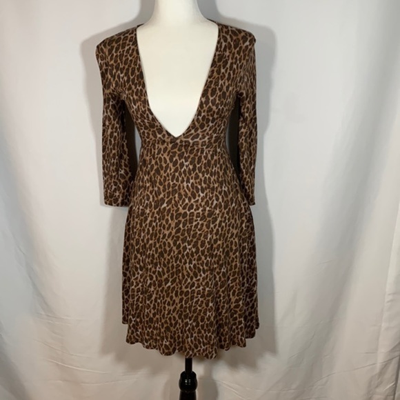 Urban Outfitters Cheetah Print V-Neck Midi Dress NWT - Picture 1 of 10